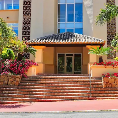 Fabulous In Elviria Hills Apartamento